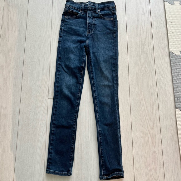 Aritzia Denim Forum the Lola high risk skinny crop jeans size 24 - Picture 2 of 8